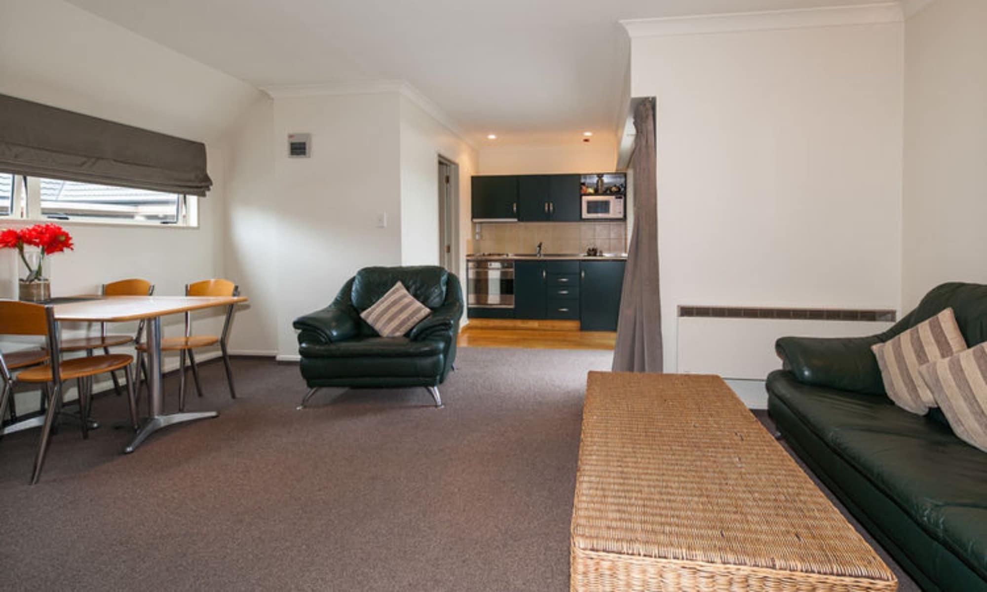 Colombo In The City Christchurch Eksteriør bilde A typical apartment at the hotel