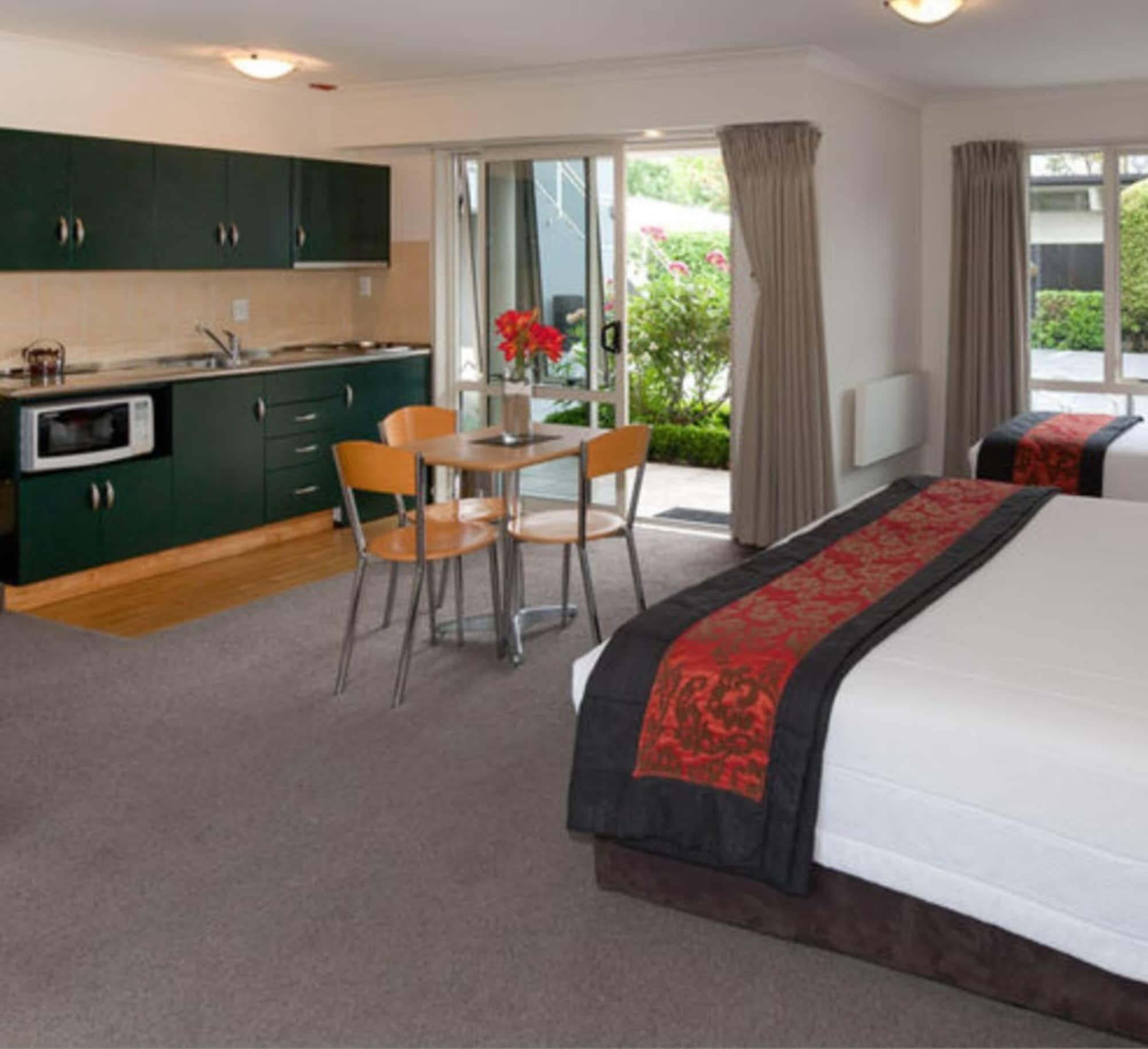 Colombo In The City Christchurch Eksteriør bilde A studio apartment