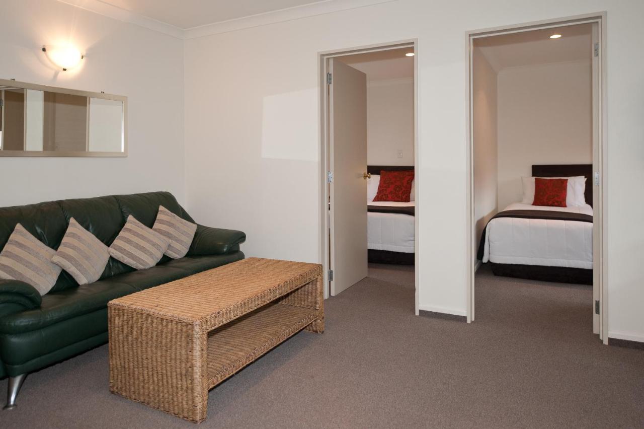 Colombo In The City Christchurch Eksteriør bilde A typical two bedroom apartment